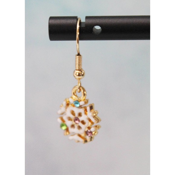 Small Enameled Gold Snowflake Earring E123 - Picture 2 of 3